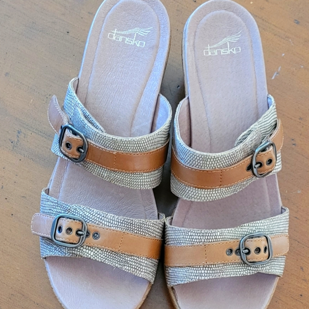 Dansko Jessie Sandles size 42 (11.5-12) NWOT
